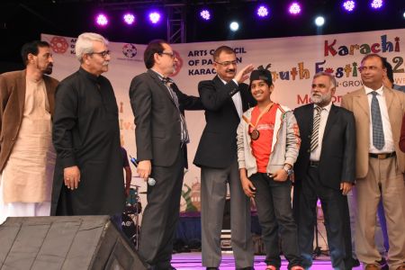 Award Distribution District East, Karachi Youth Festival 2017-18 (28)