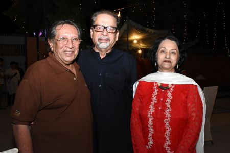 Muhammad Ahmed Shah, Talat Hussain During Eid Milan & Mango Party For Members Of Arts Council Karachi (10)