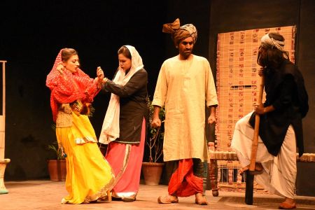 Sindh Theater Festival Drama Heer Ranjha (18)