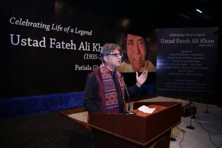 Tribute To Ustad Fateh Ali Khan (32)