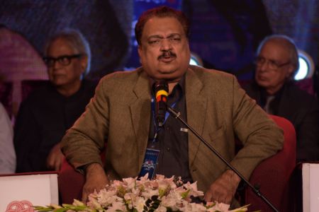  3rd Day, Session Aalmi Mushaira In Aalmi Urdu Conference 2019 At Arts Council Karachi (25)