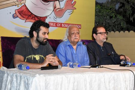 Nwar Maqsood & Dawar Mehmood\'s Hold Press Conference For Upcoming Play Kiyun Nikala (7)
